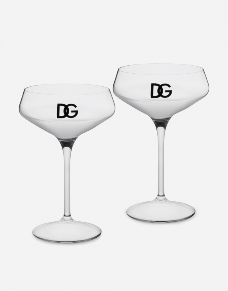 ——DG打造实用又时尚的餐桌配饰pg电子平台杜嘉班纳进军餐桌艺术(图2)
